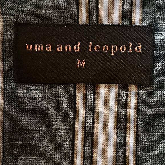 Uma and Leopold anthropology flowy relaxed fit flattering on so many figures - Picture 3 of 6